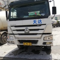 搅拌车