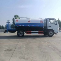 洒水车